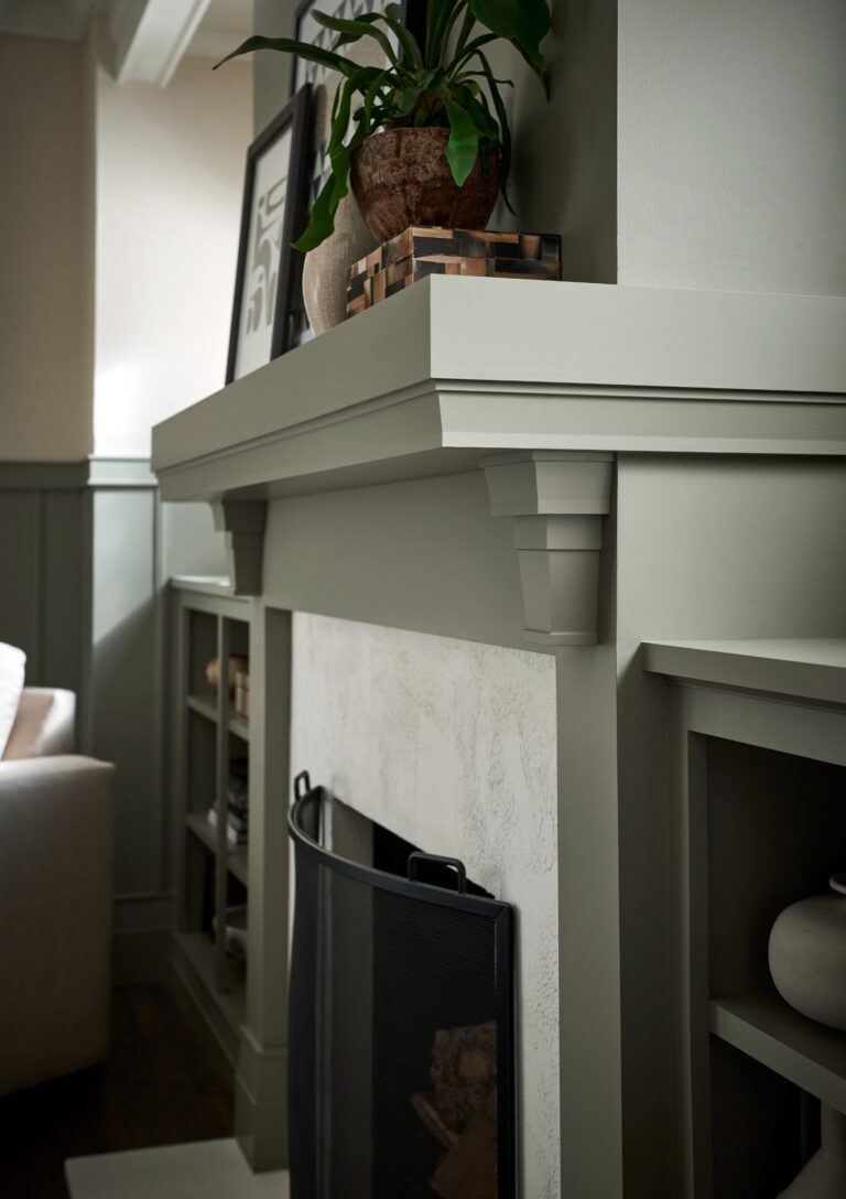 Contemporary craftsman-style room with custom trim molding
